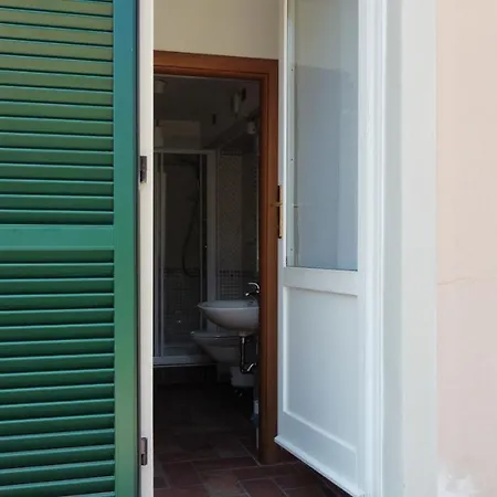 Da Laura Bed & Breakfast Brunate Exterior photo